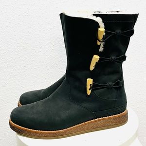 Ugg Black Leather & Shearling Boots